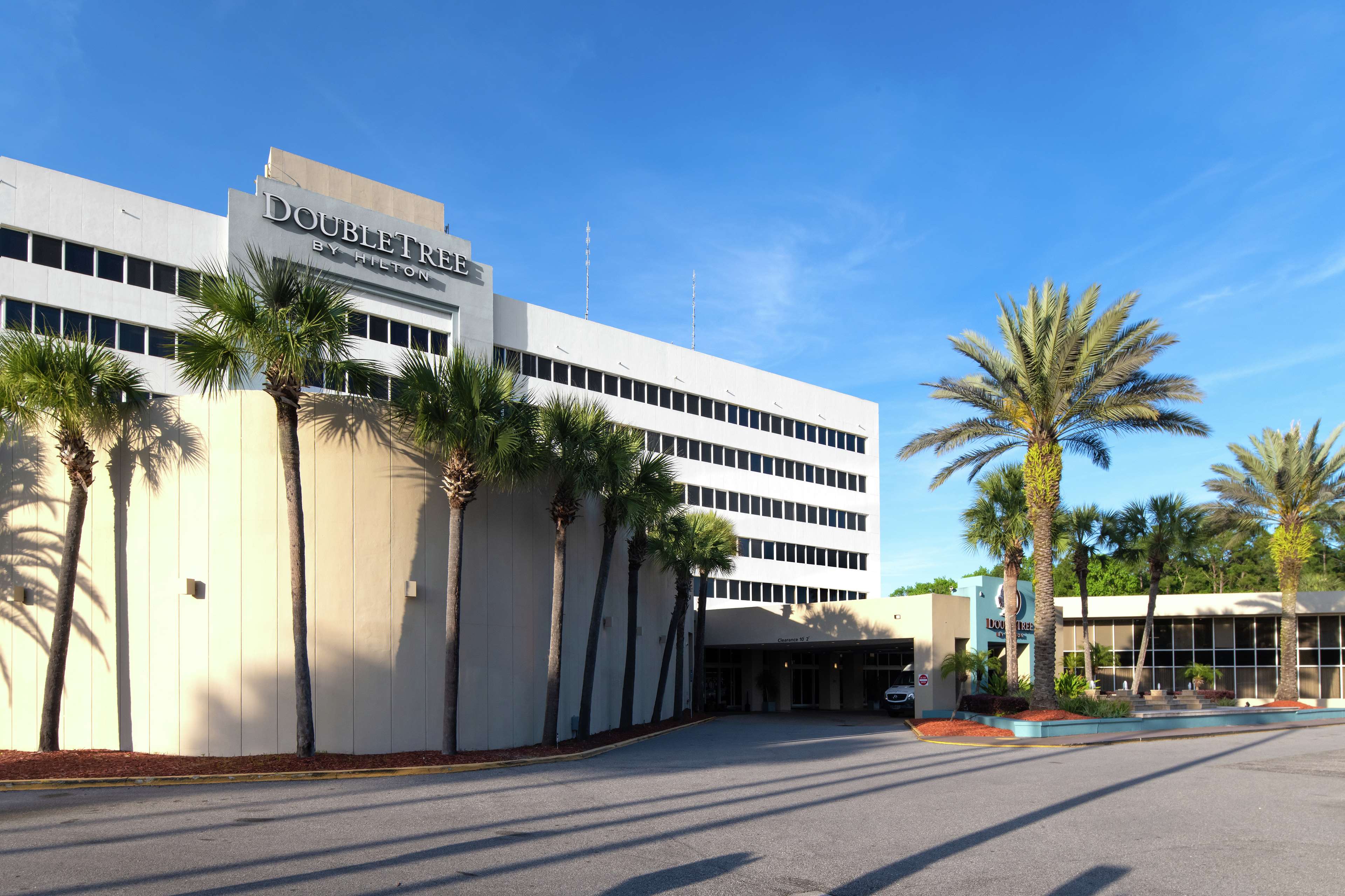 DoubleTree by Hilton Hotel Jacksonville Airport Photo