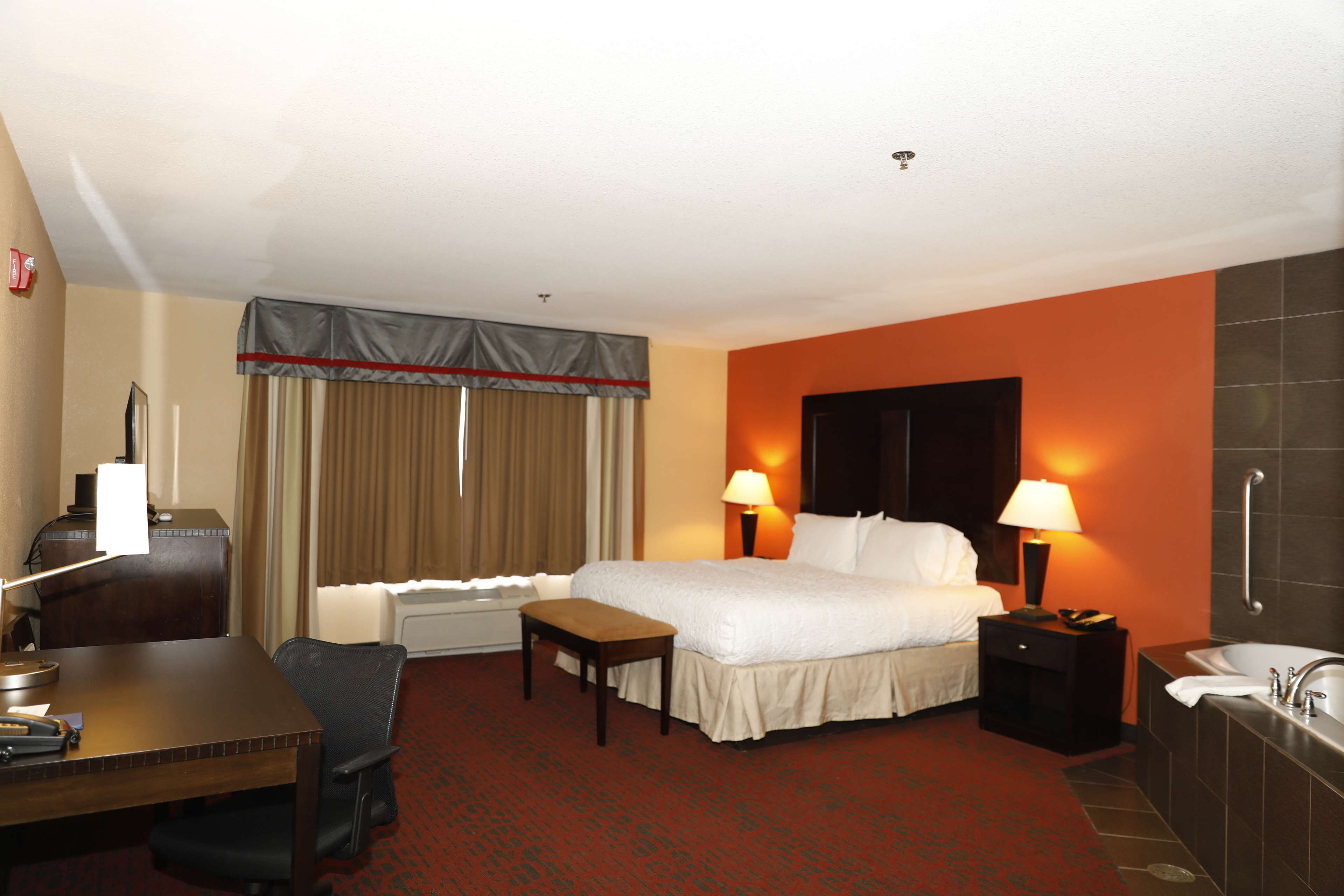 Hampton Inn & Suites Phenix City- Columbus Area Photo