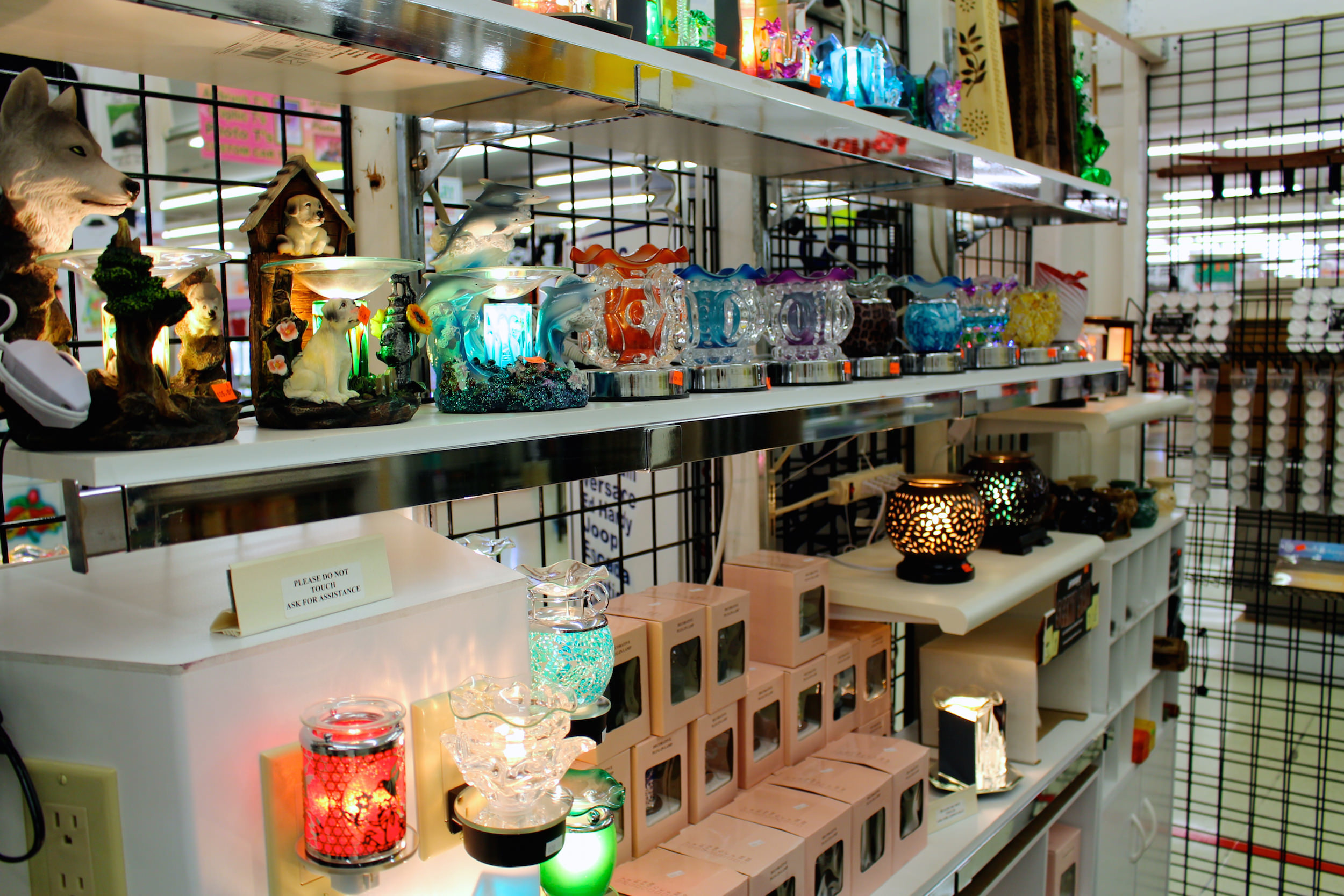 Magic Mall Plaza - Orlando, FL - Business Profile