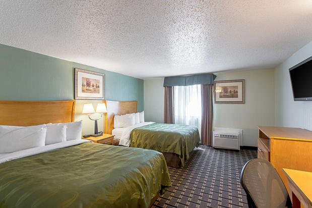 Images Quality Inn & Suites