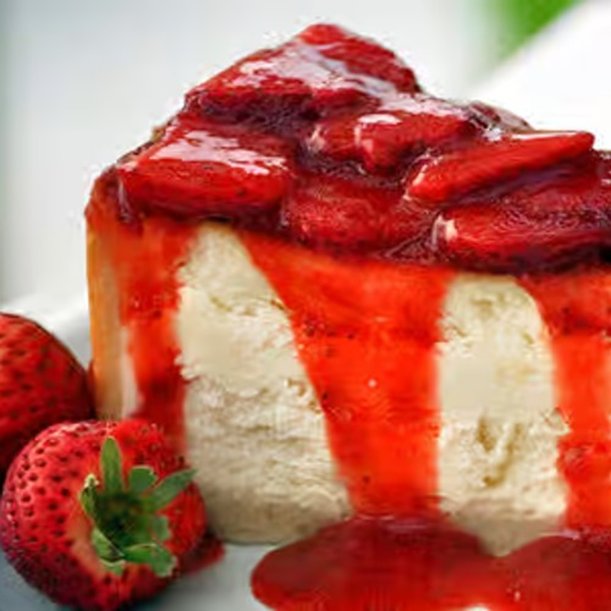 Fresh Strawberry Cheesecake