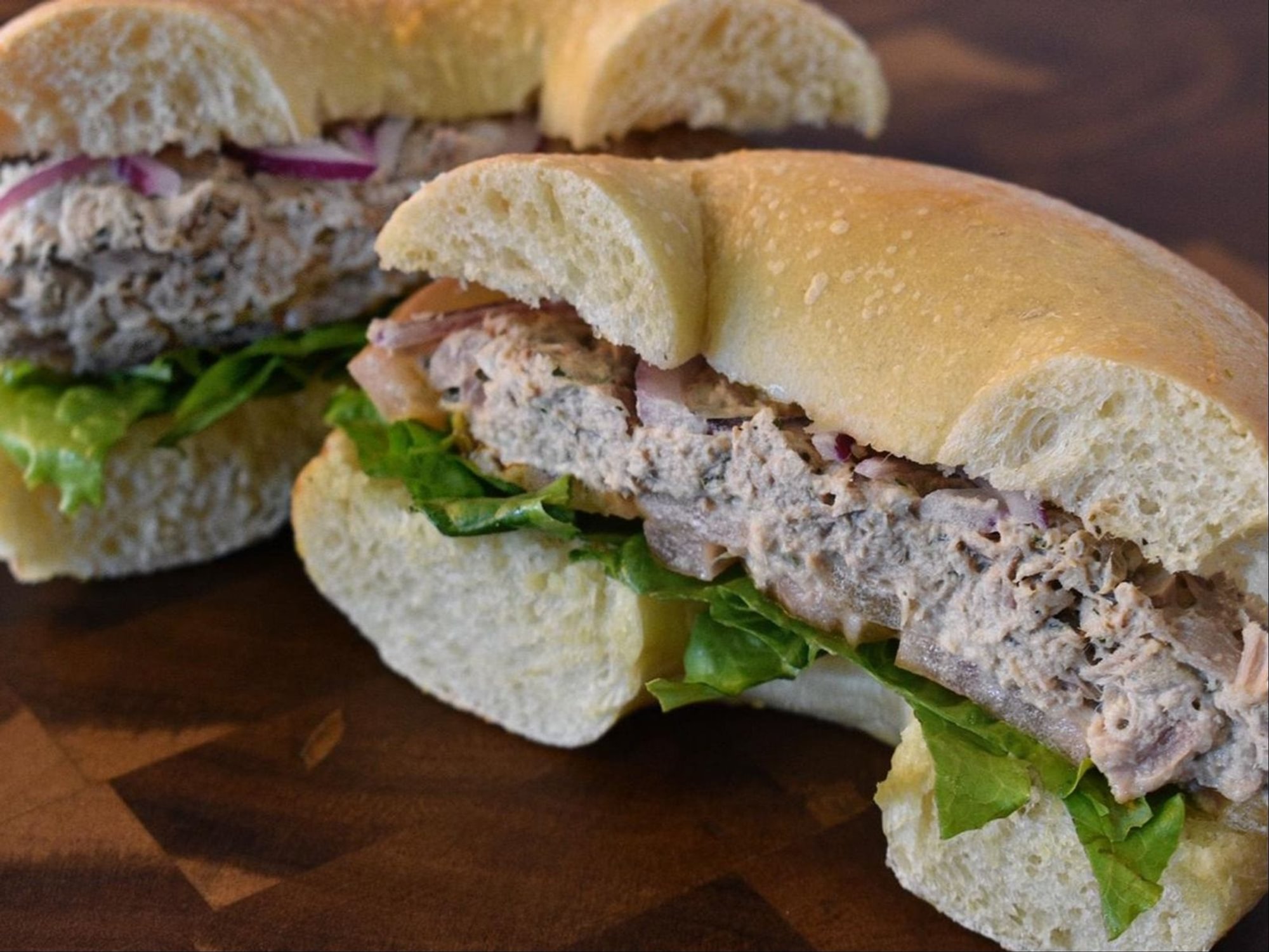 TUNA SANDWICH