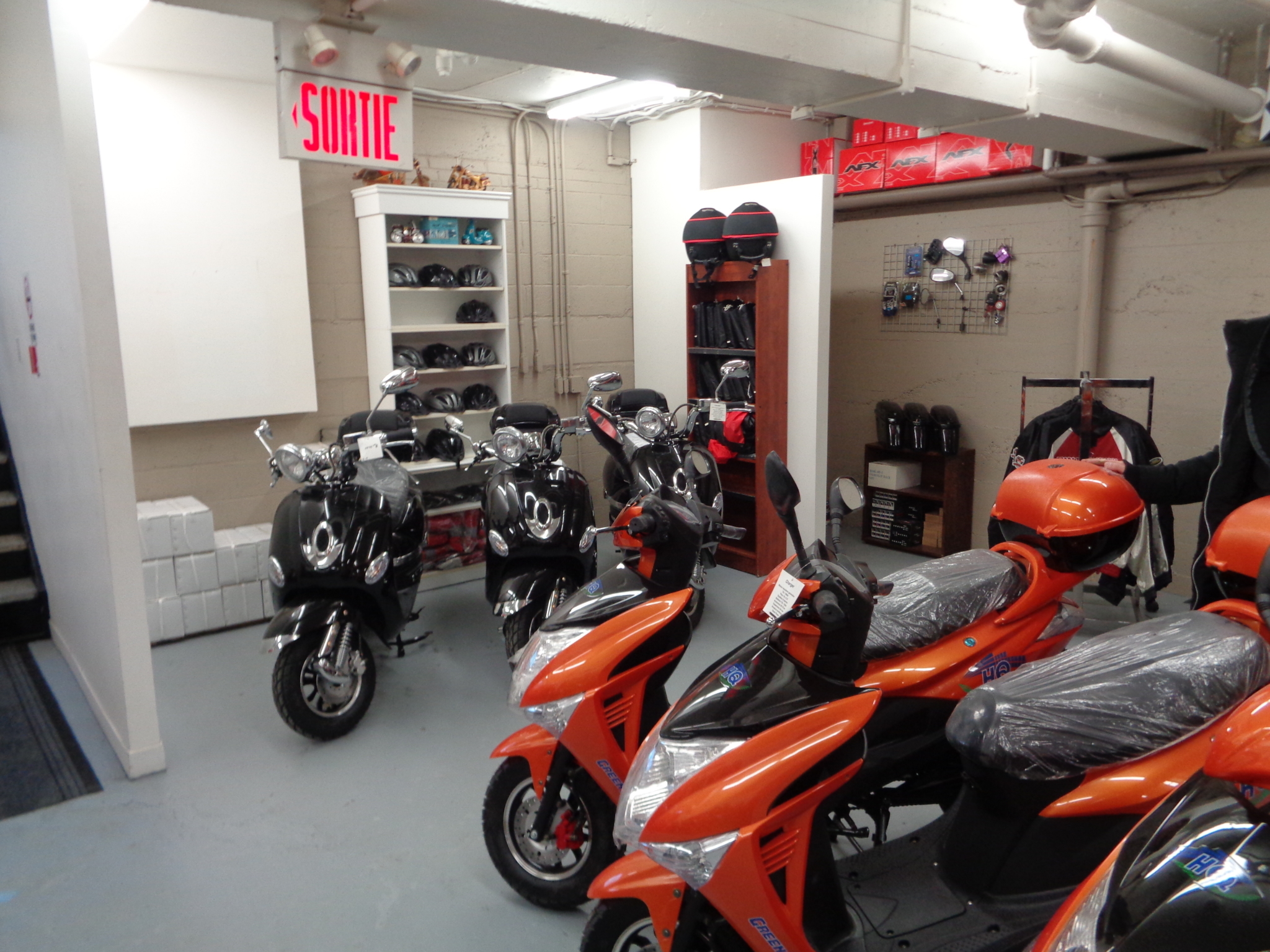 Daniel Bicycle Scooters Électriques, Montréal