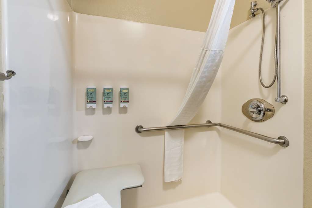 Best Western Columbia River Waterfront Hotel Astoria Image