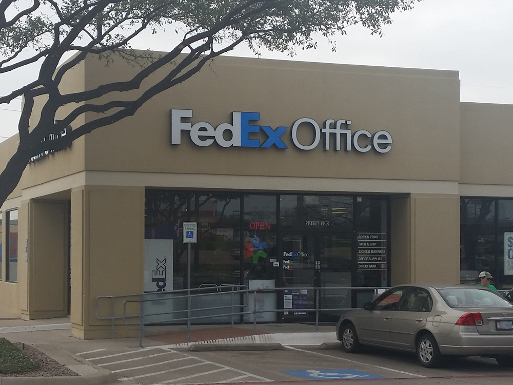 FedEx Office Print & Ship Center Photo