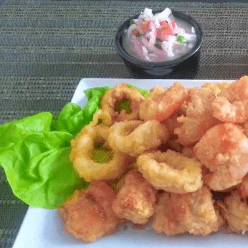 Chicharron De Camarones con Fries