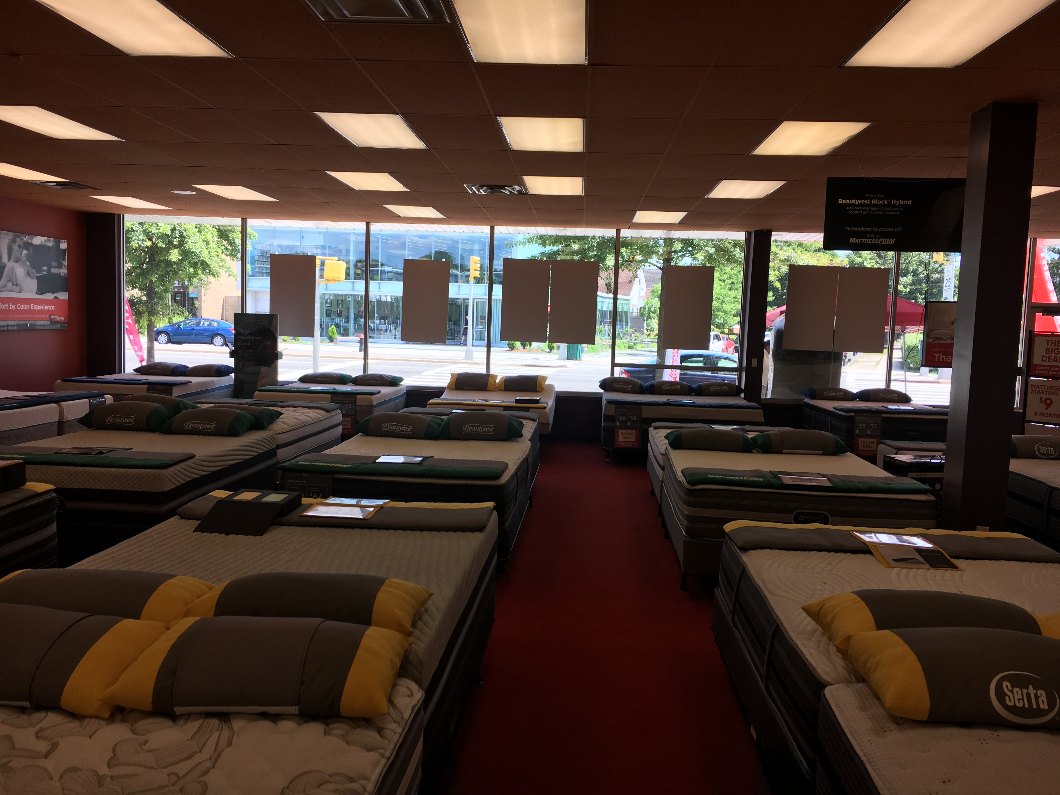 Mattress Firm Glen Oaks Photo