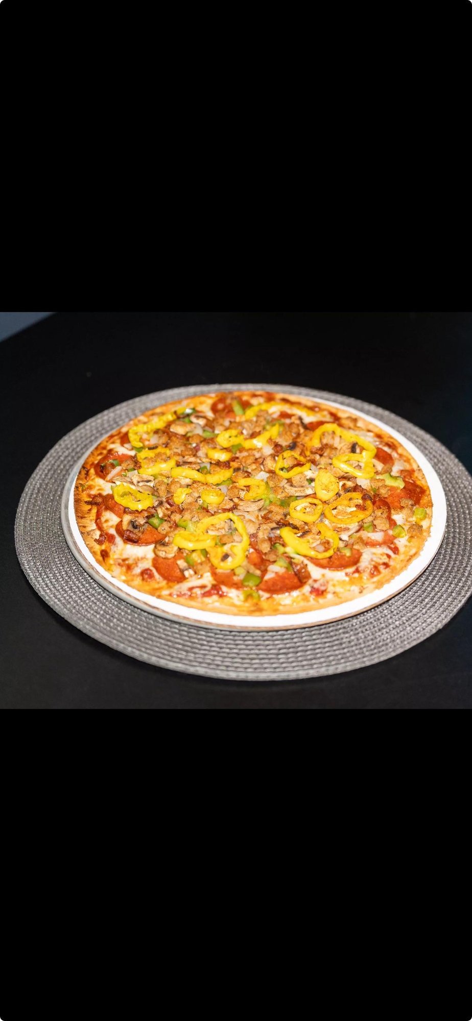RIDICULOUS PIZZA