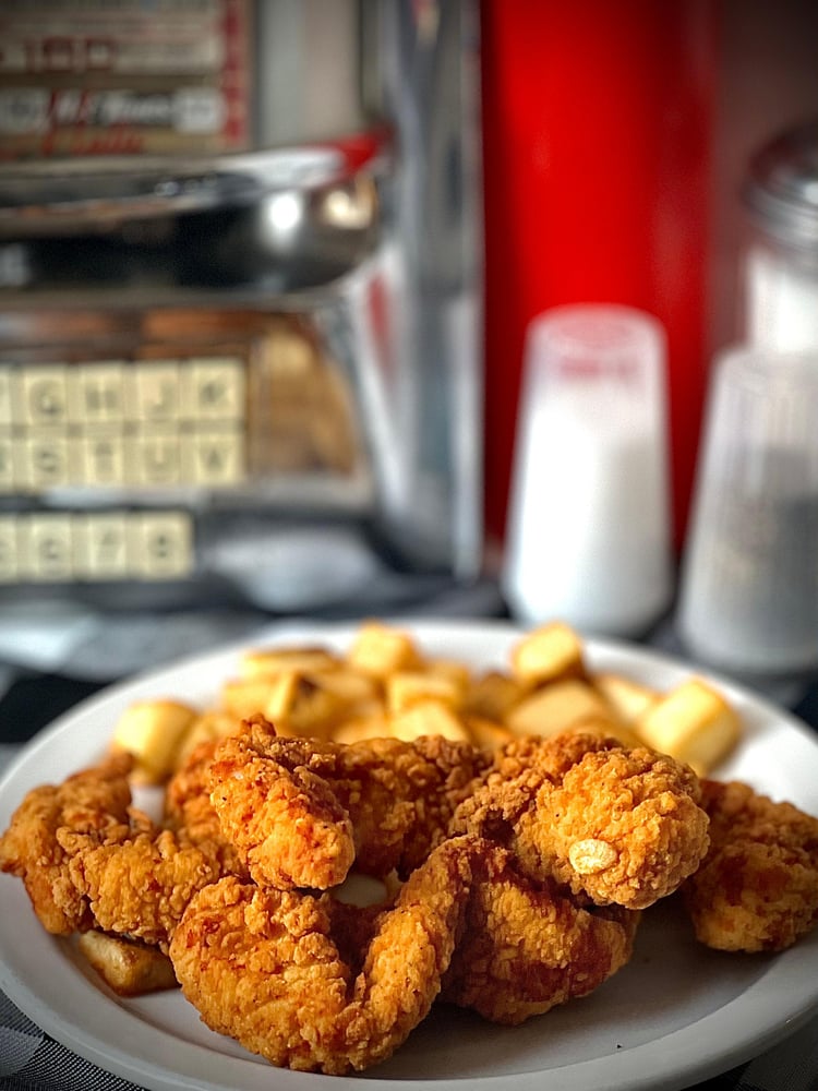 Chicken Strips Dinner*