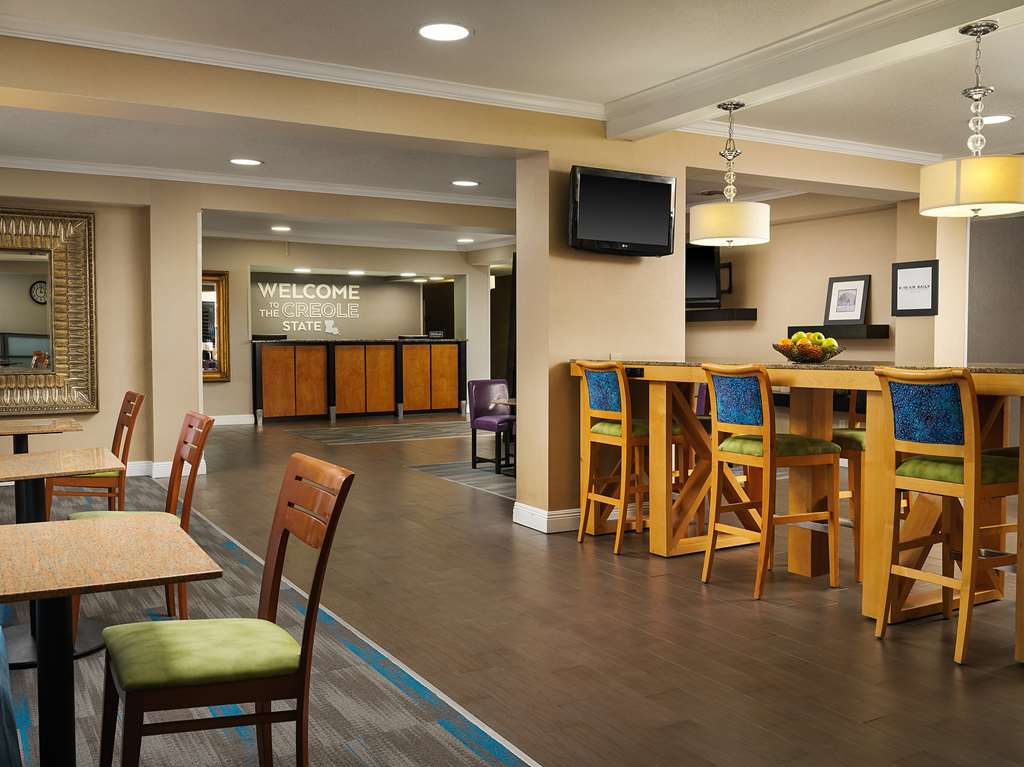 Hampton Inn Covington Image