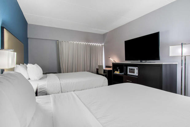 Images Clarion Inn & Suites