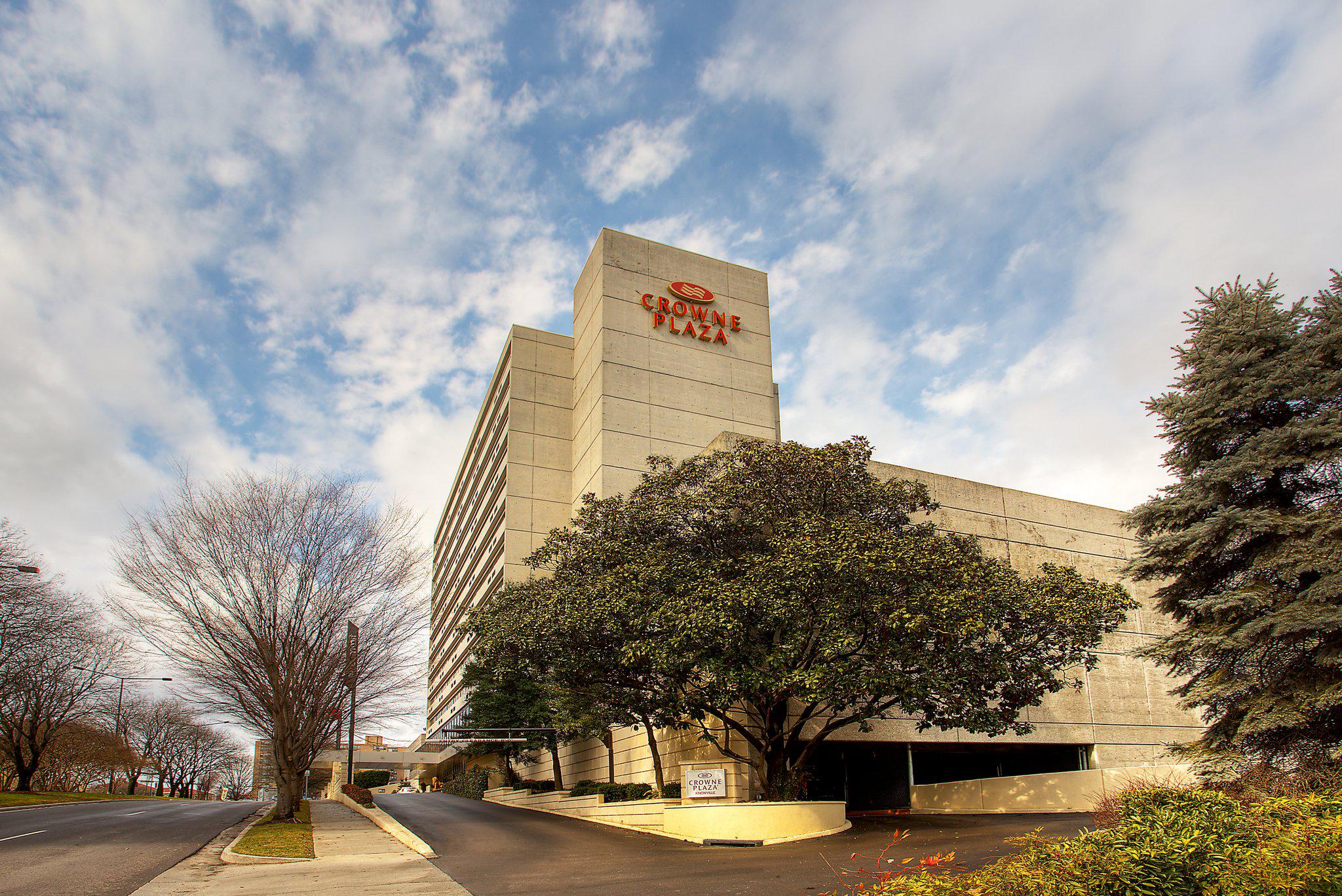 Crowne Plaza Knoxville Downtown University Photo