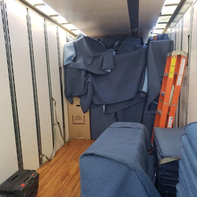 Huys Bros. Moving, INC. Image