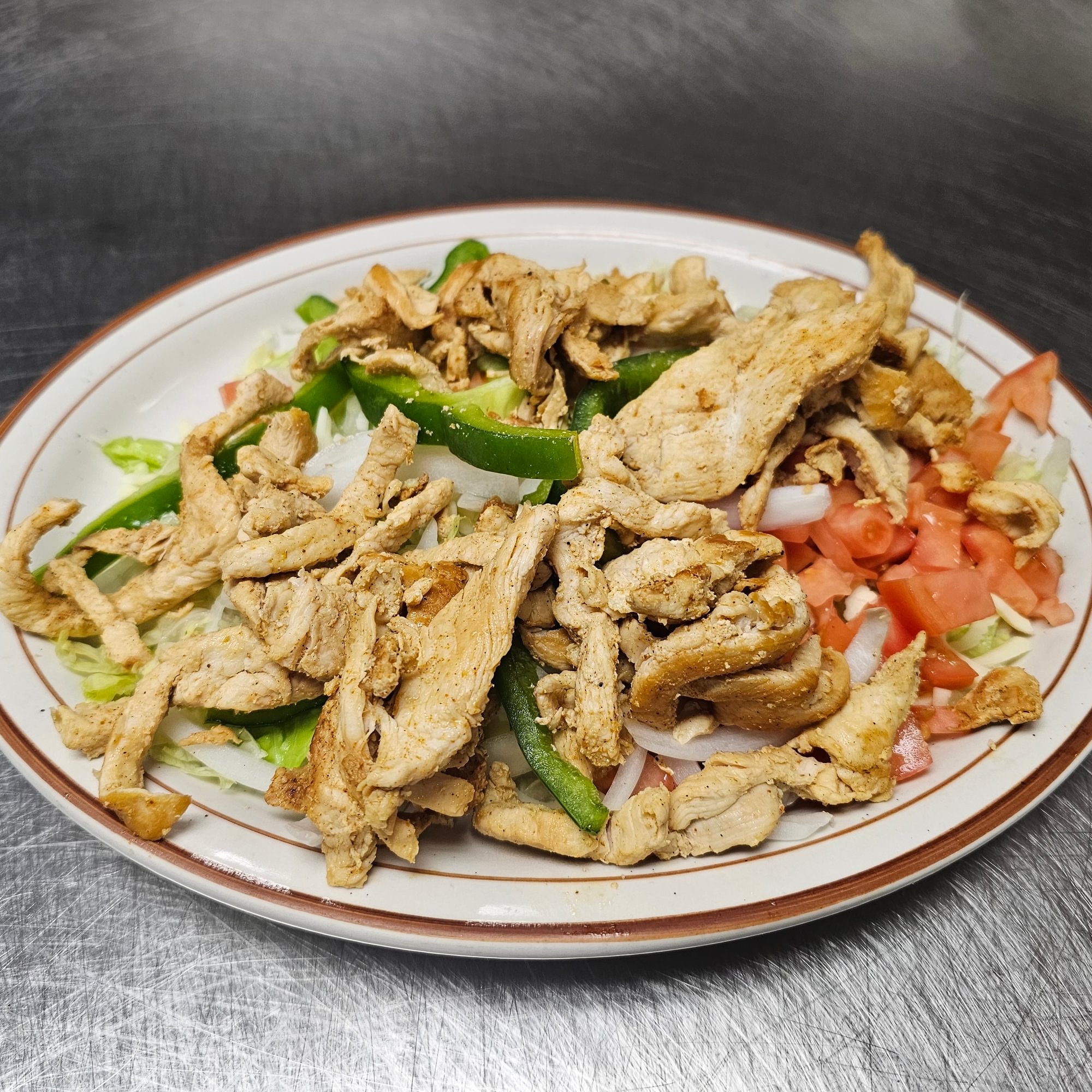 Grilled Chicken Tossed Salad