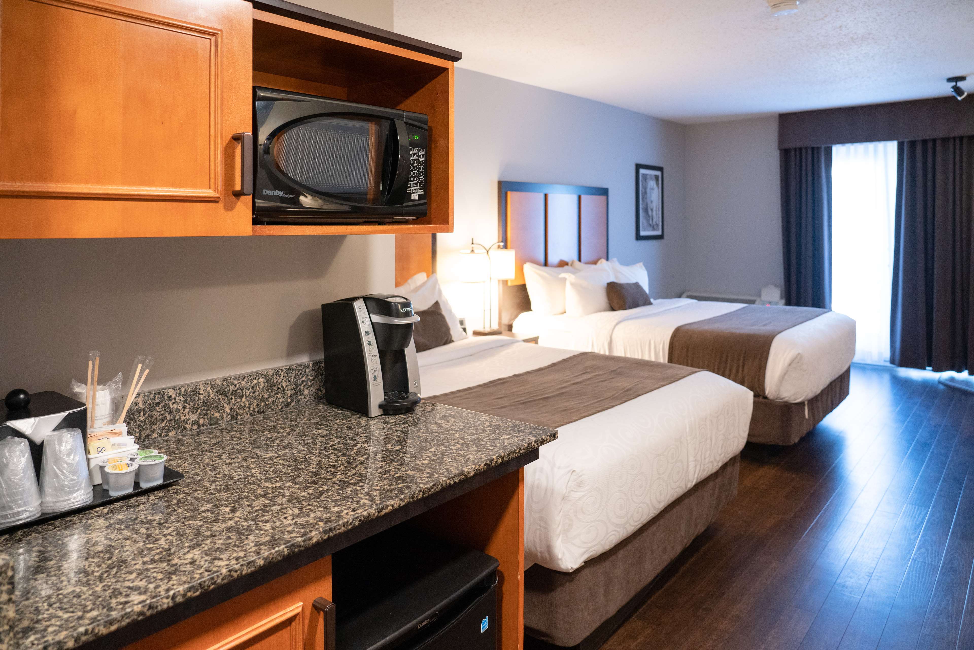 Images Best Western Pocaterra Inn