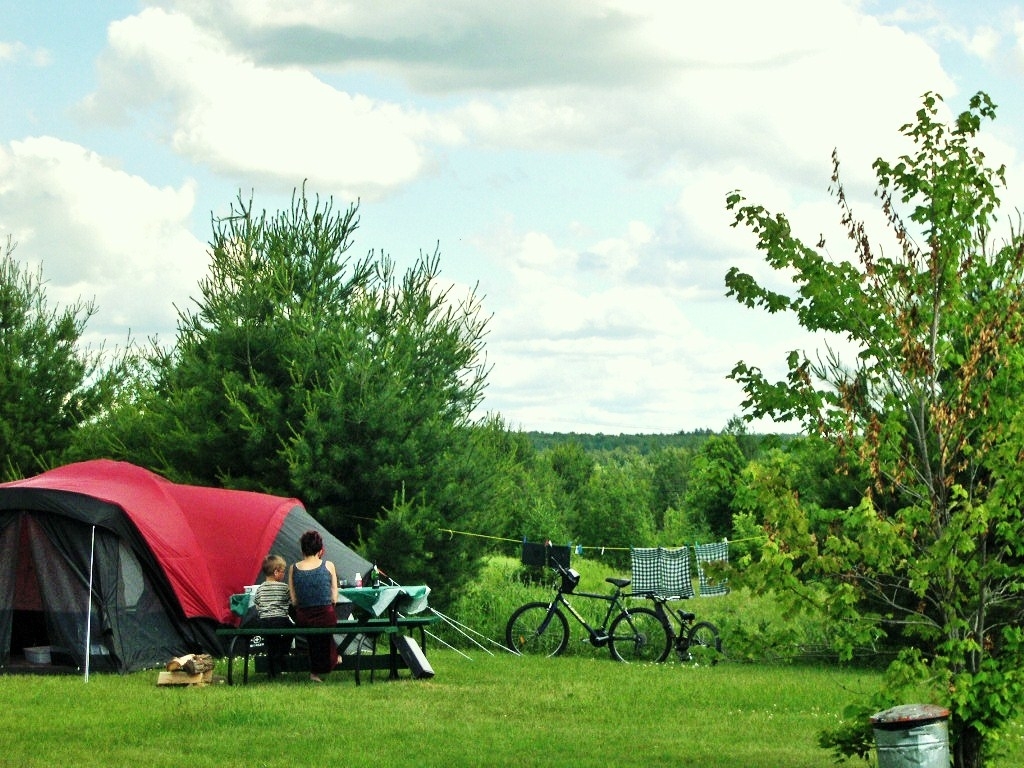 Camping Du Pont Couvert, Waterville QC Ourbis Camping Du Pont Couvert, Waterville QC Ourbis
