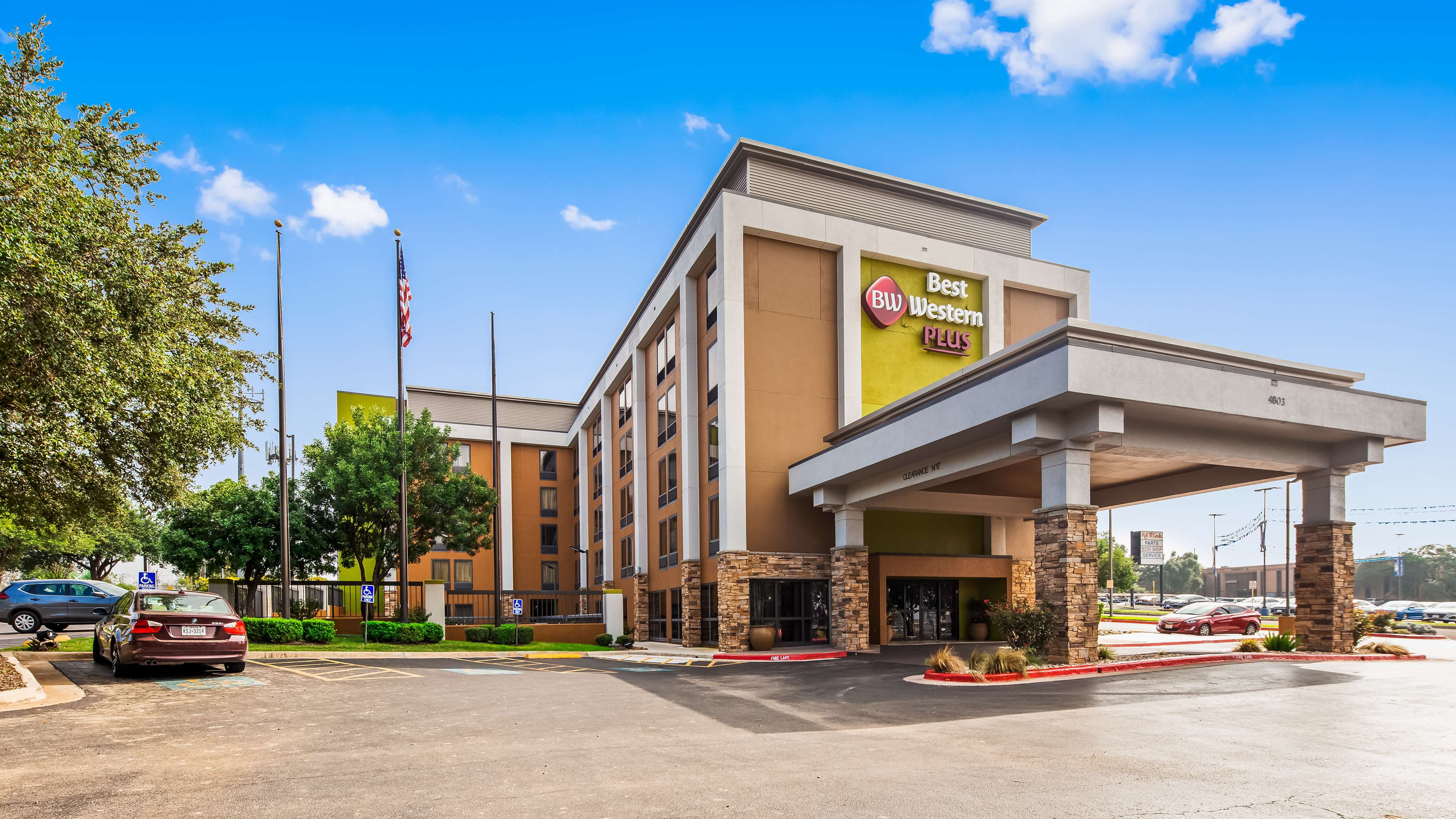 Best Western Plus Medical Center Photo