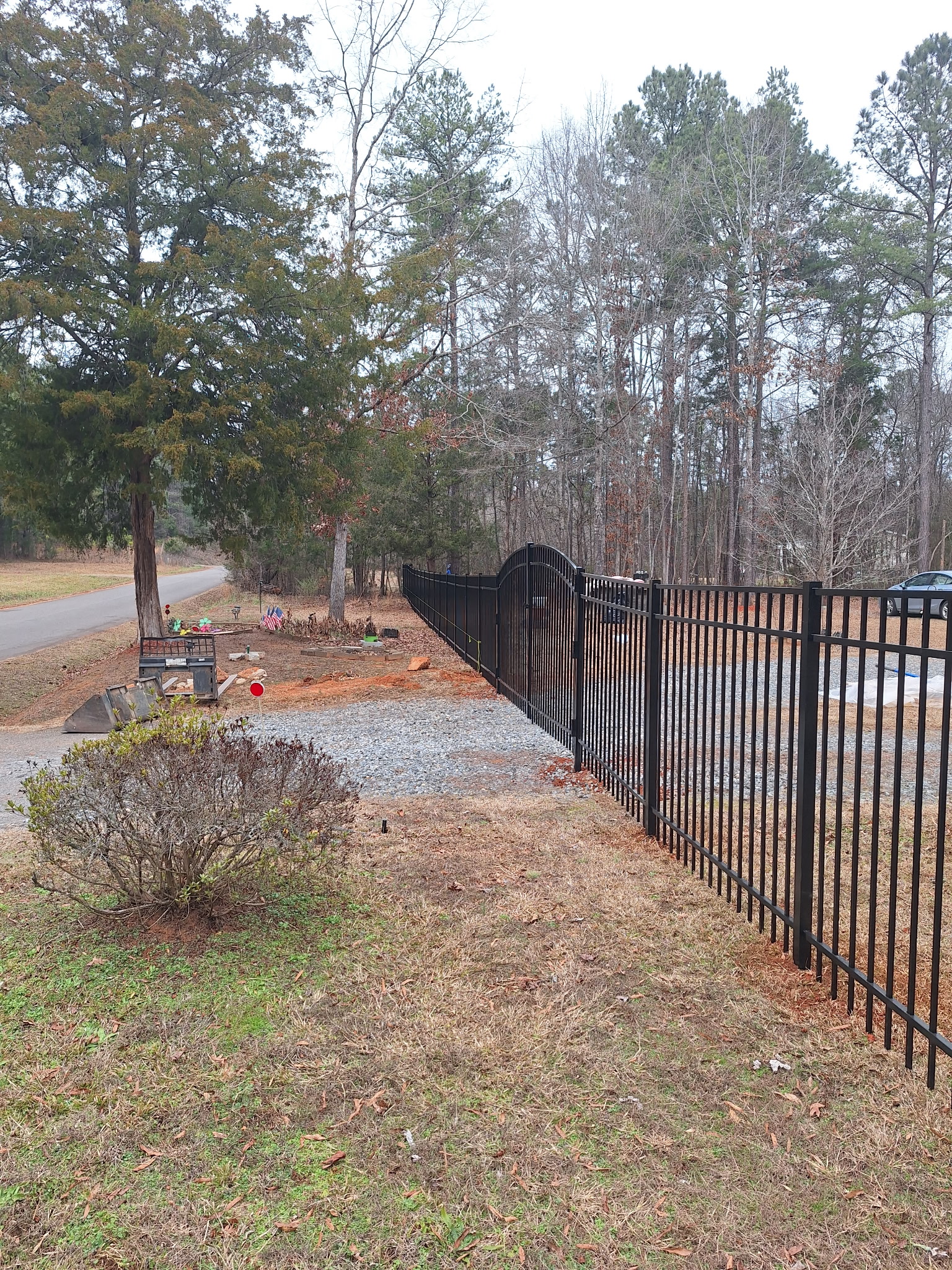 B Line Fencing & Services Image