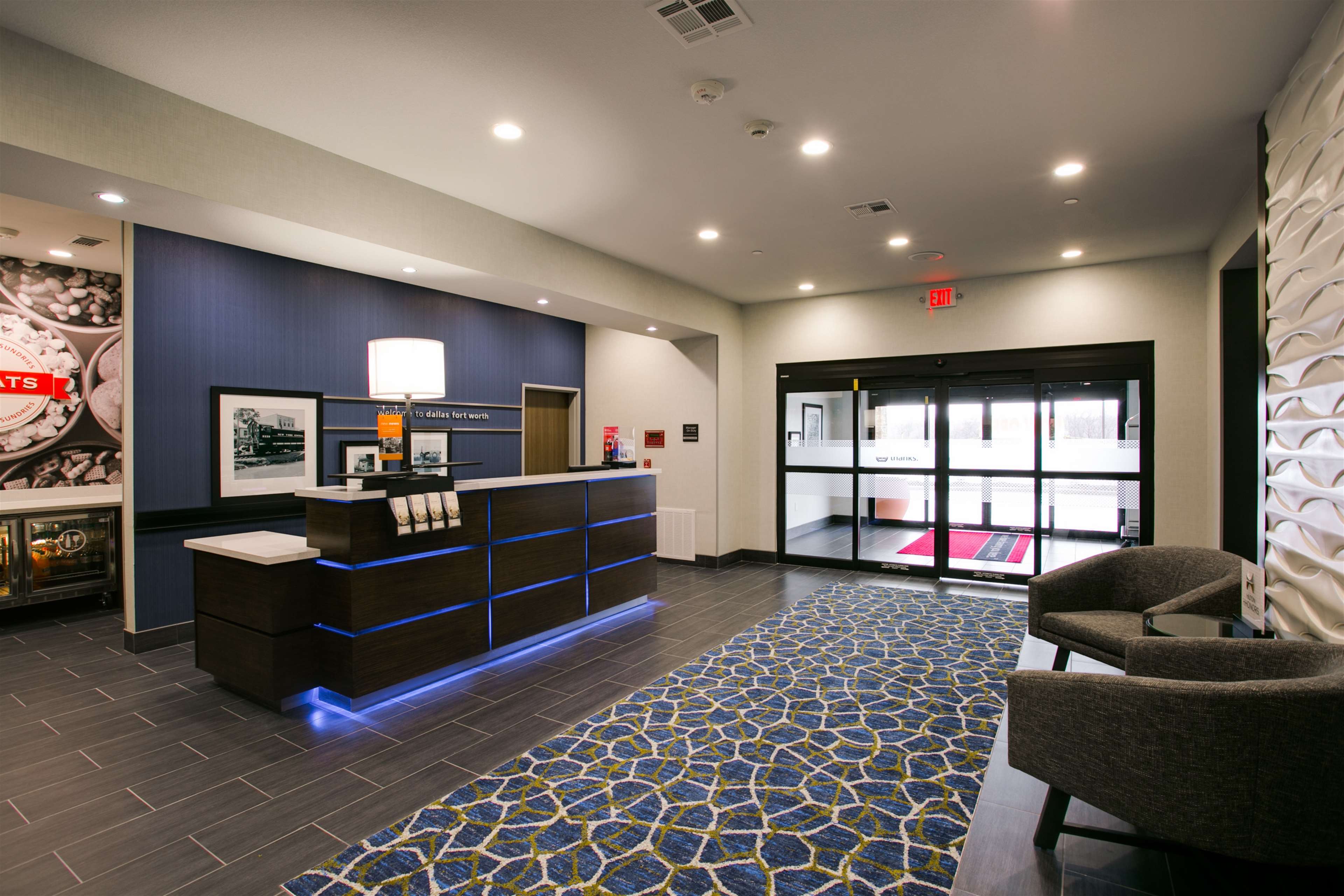 Hampton Inn Suites Dallas/Ft Worth Airport South 4201 Reggis Court