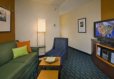 Fairfield Inn & Suites by Marriott Commerce Photo
