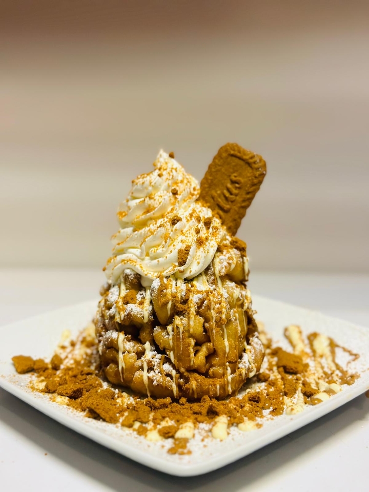 Biscoff Funnel Cake