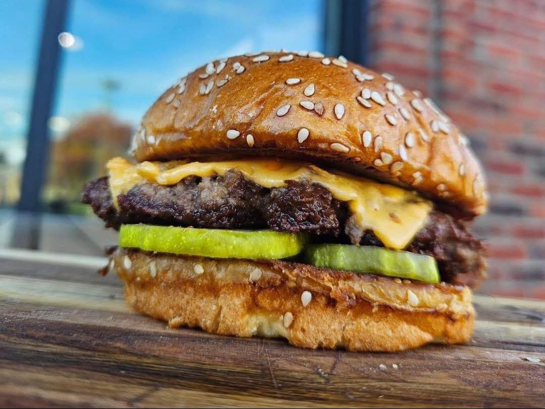Monday Burger