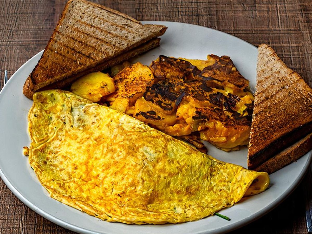 #1. Spinach, Mushrooms, Onions & Cheddar Omelette
