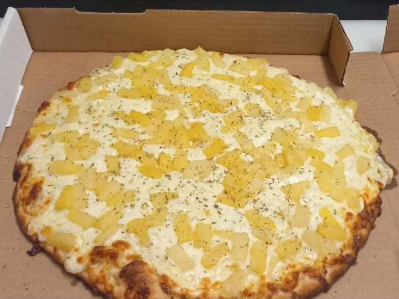 Potter's Pineapple Pizza