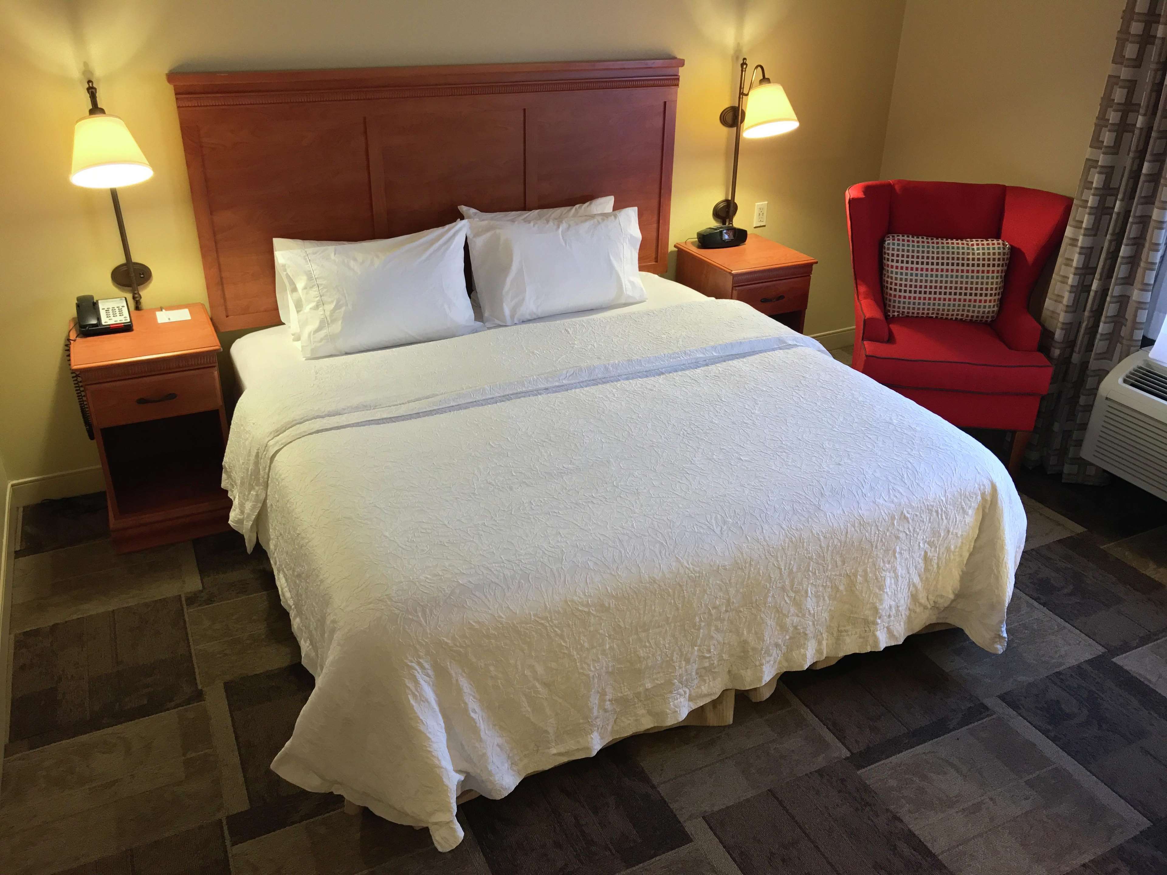 Hampton Inn Garden City Photo