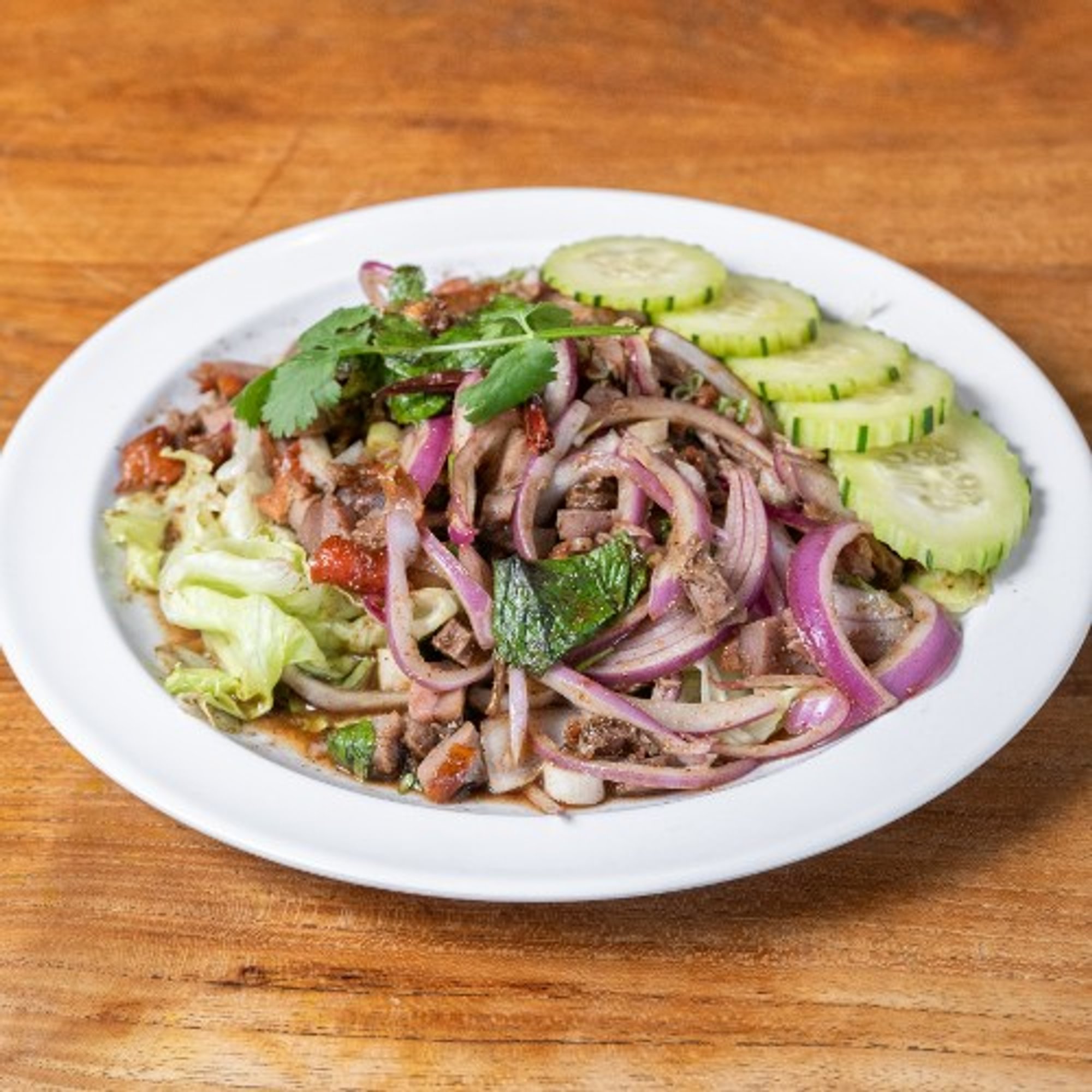 Larb Bpet