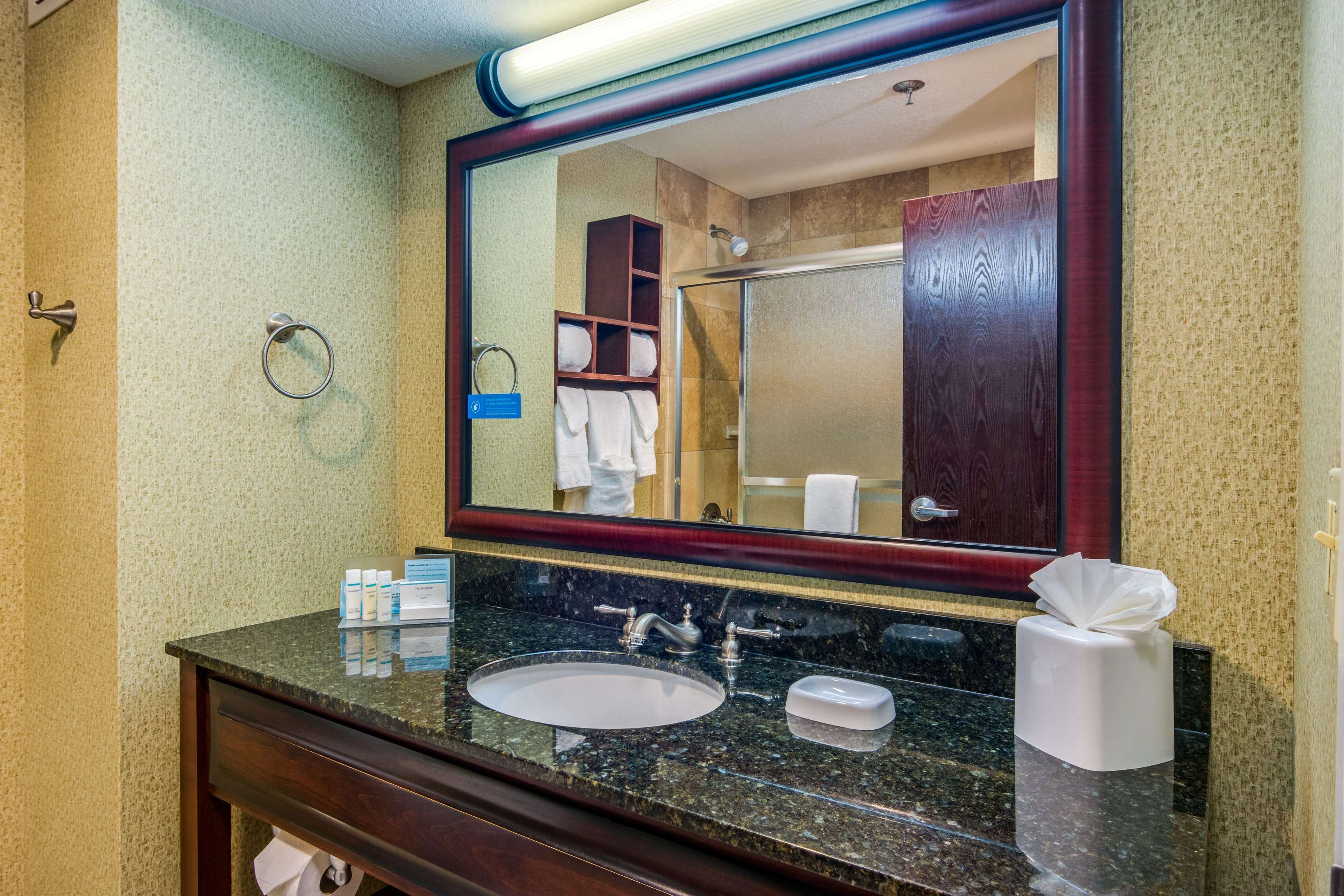 Hampton Inn Johnson City Photo