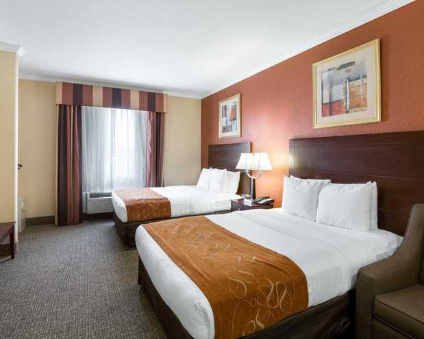 Images Comfort Suites