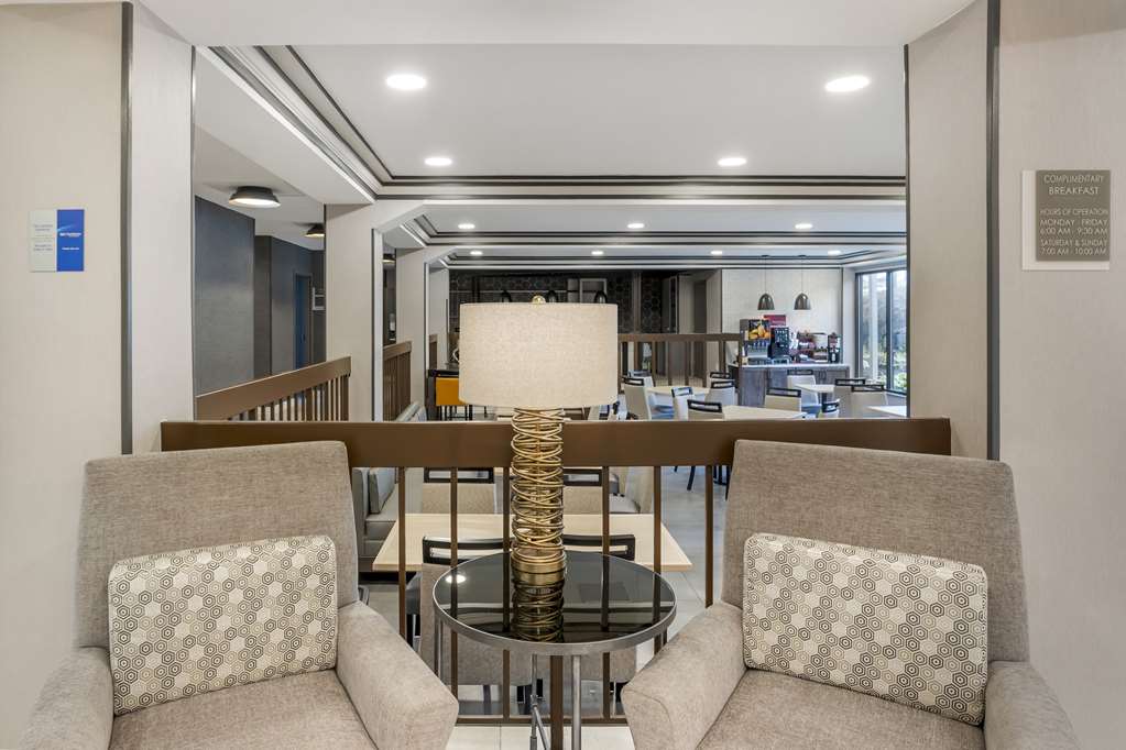 Best Western Plus Heritage Rail Inn & Suites Image