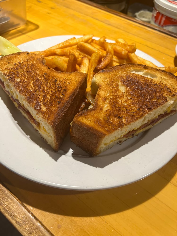 GRILLED CHEESE