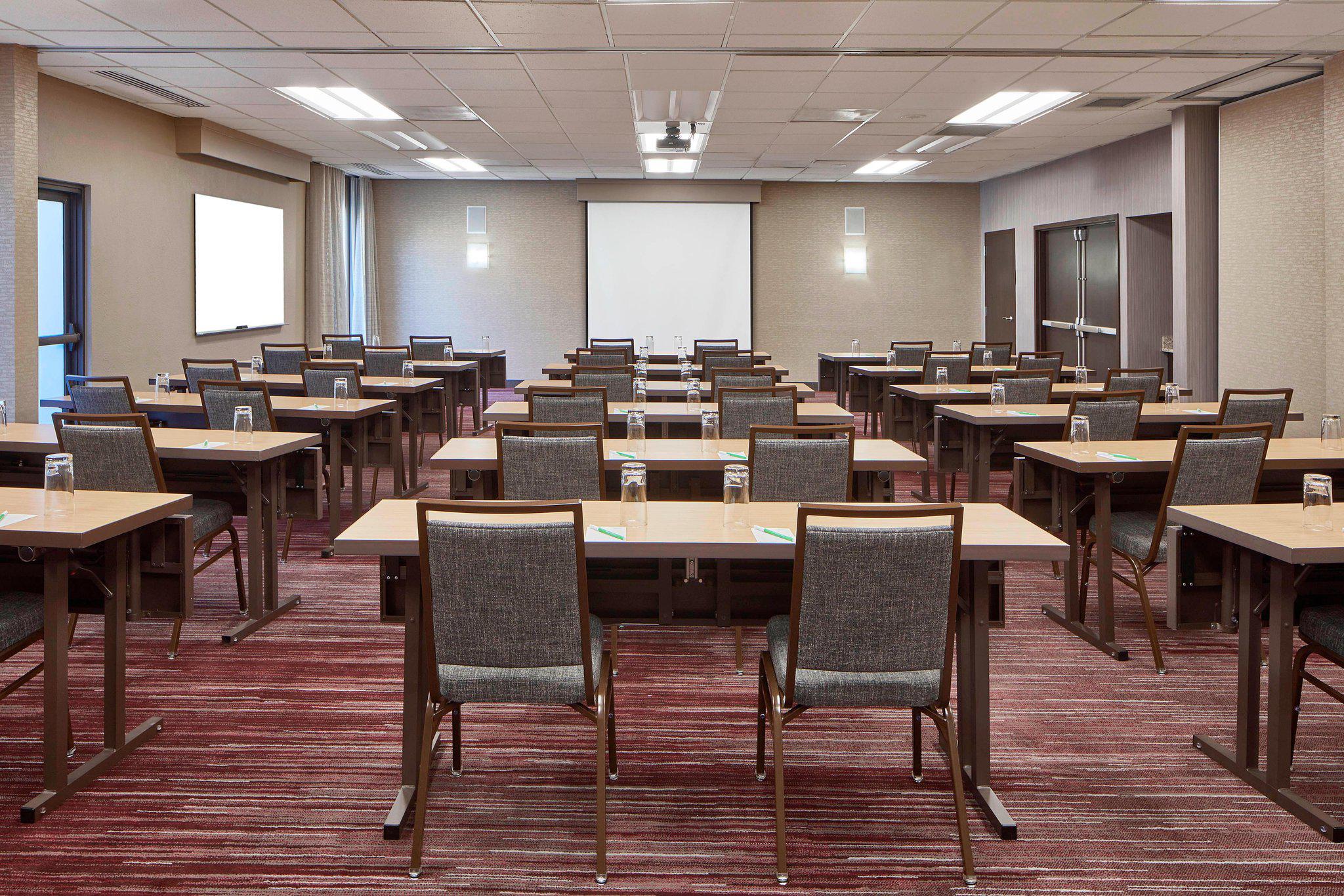 Courtyard by Marriott Raleigh-Durham Airport/Morrisville Photo