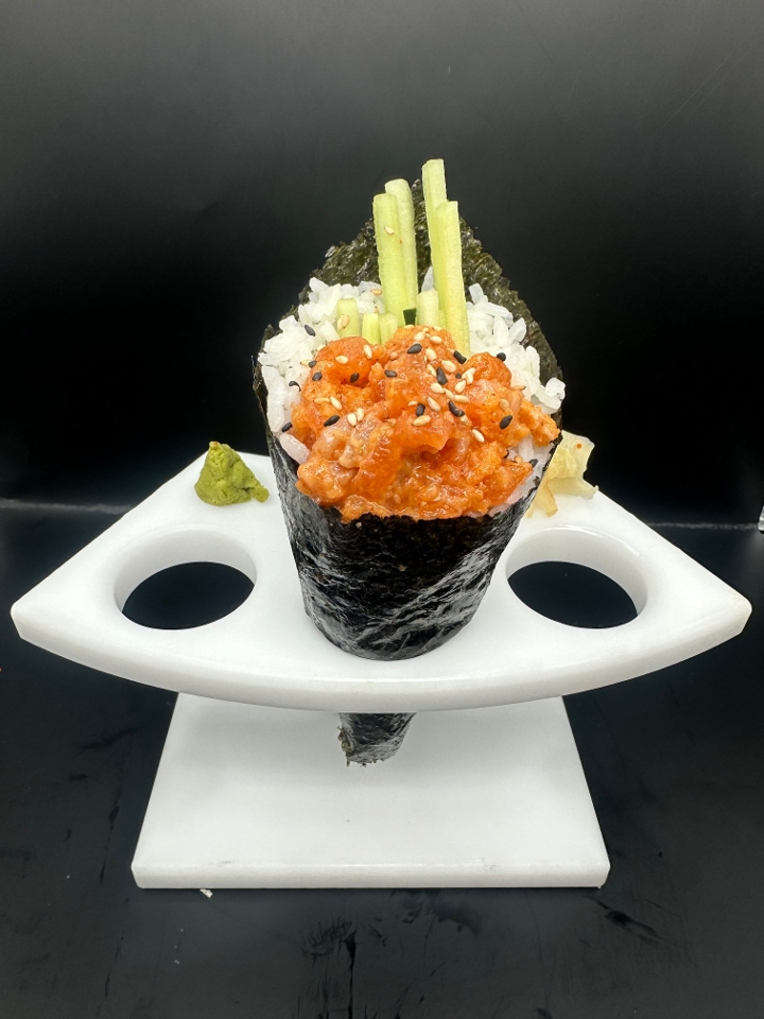 Salmon Temaki