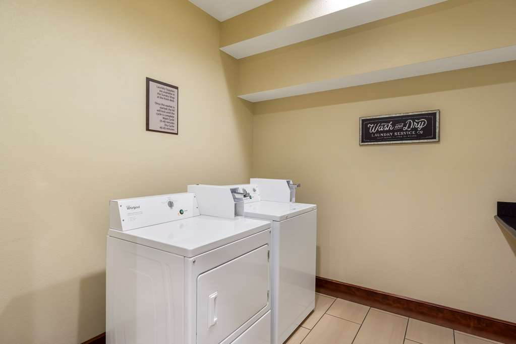 Best Western Plus Plaza by the Green Image