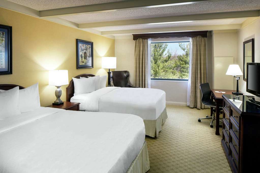 Desmond Hotel Malvern, a DoubleTree by Hilton Image