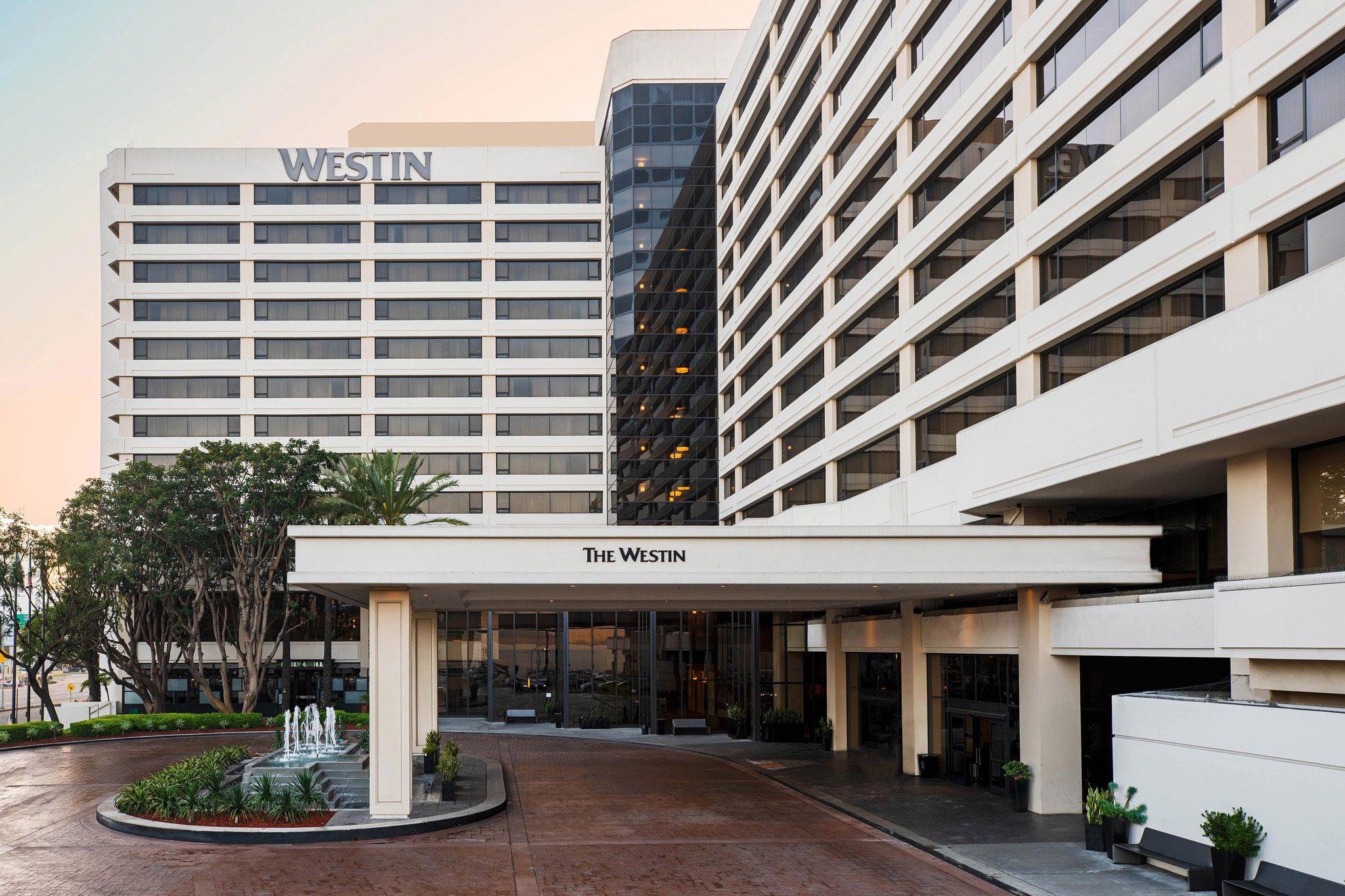 The Westin Los Angeles Airport Photo