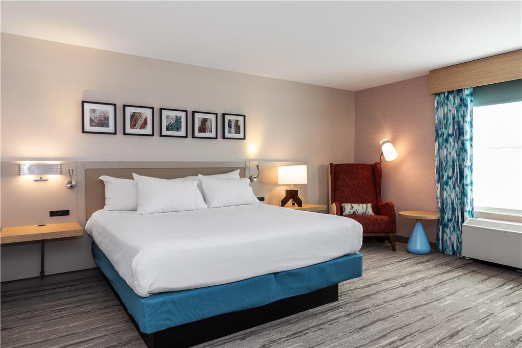 Hilton Garden Inn Auburn Image