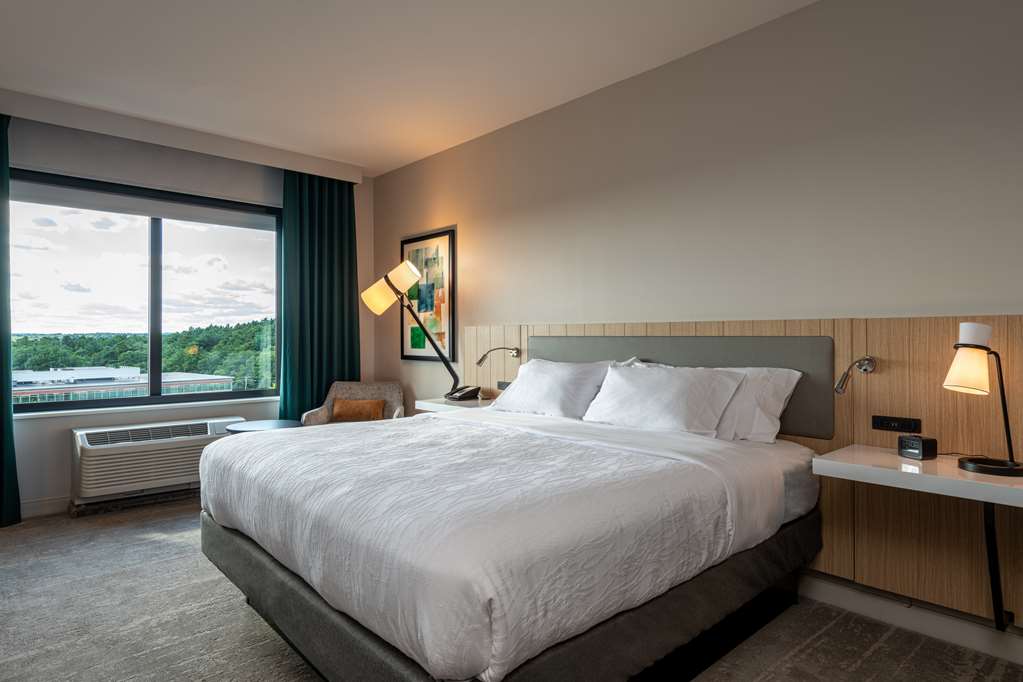 Hilton Garden Inn Boston Canton Image