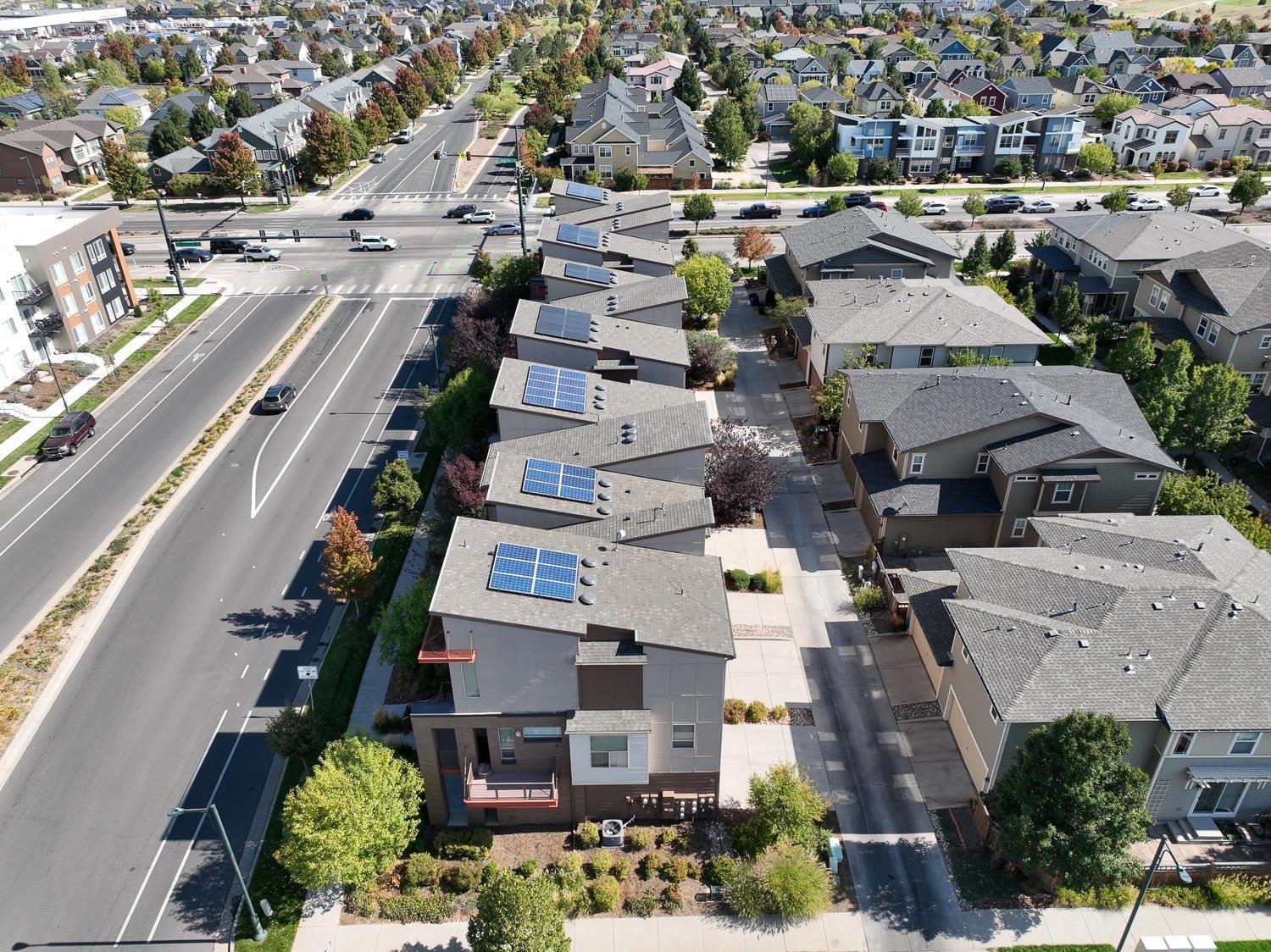 ELK Roofing & Construction Image