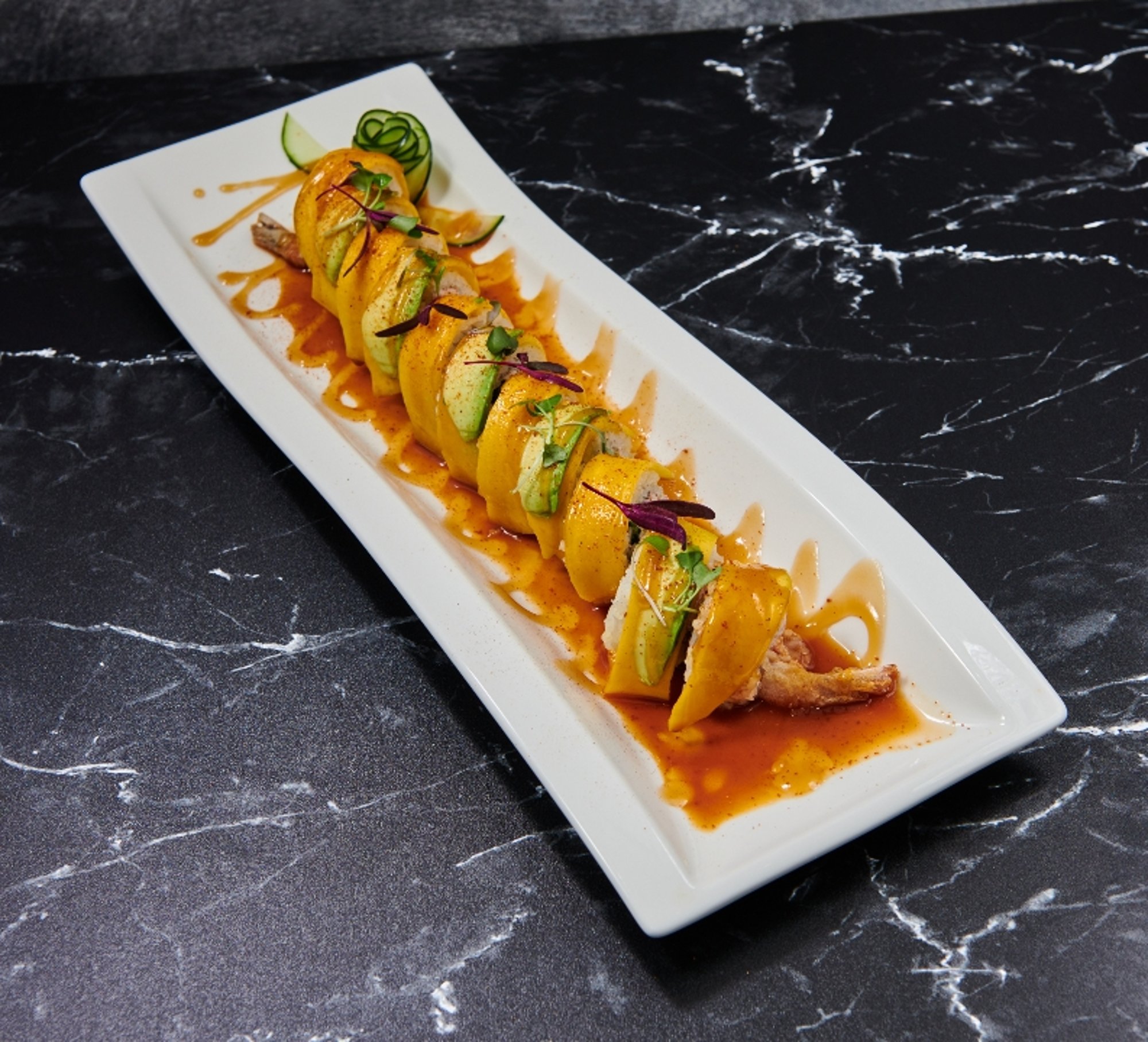 Sweet & spicy mango roll