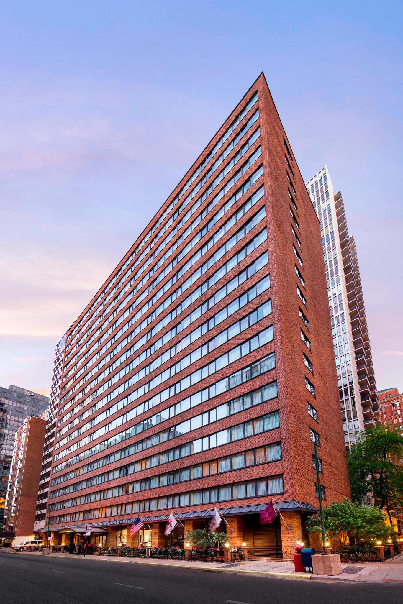 Residence Inn by Marriott Chicago Downtown/Magnificent Mile Photo