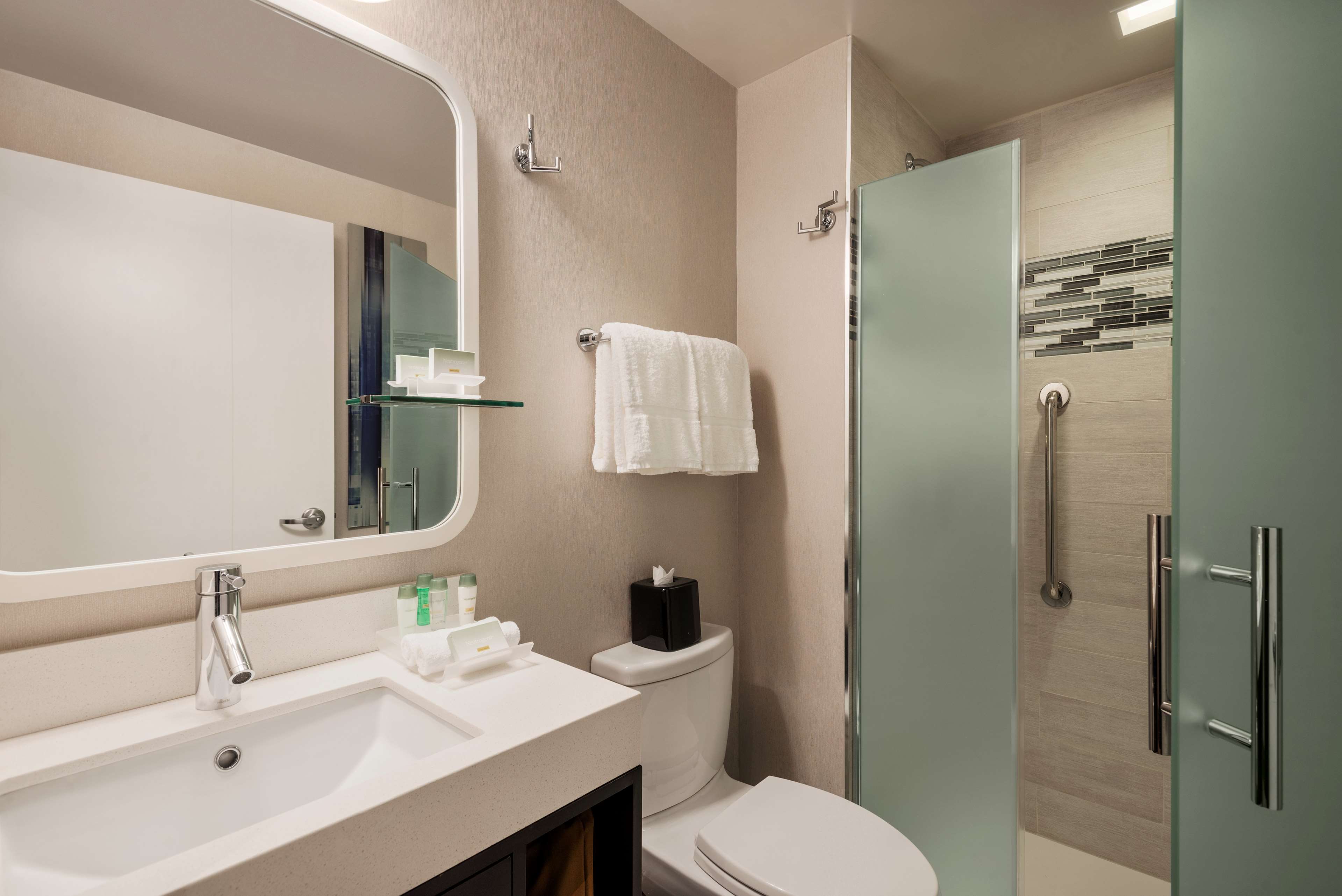 Homewood Suites by Hilton New York/Midtown Manhattan Times Square-South, NY Photo