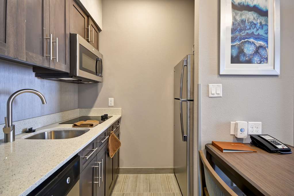 Homewood Suites by Hilton Conroe Image