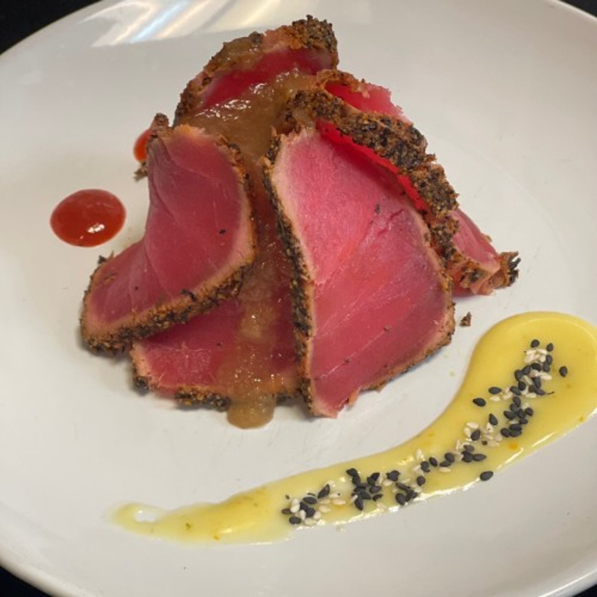 Brunch Pepper-Seared Tuna Plate