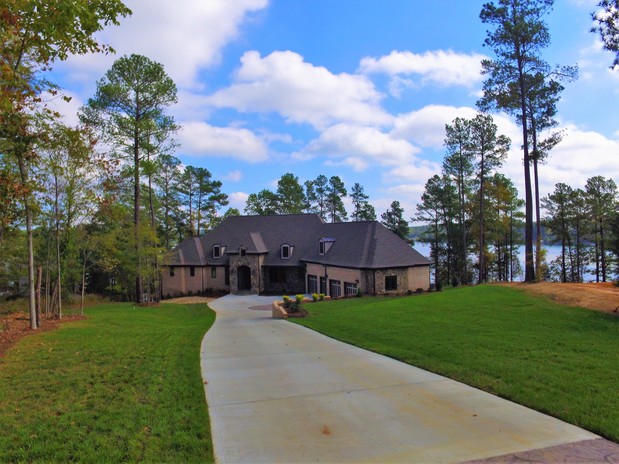 Images Becky Smith, EXP Realty
