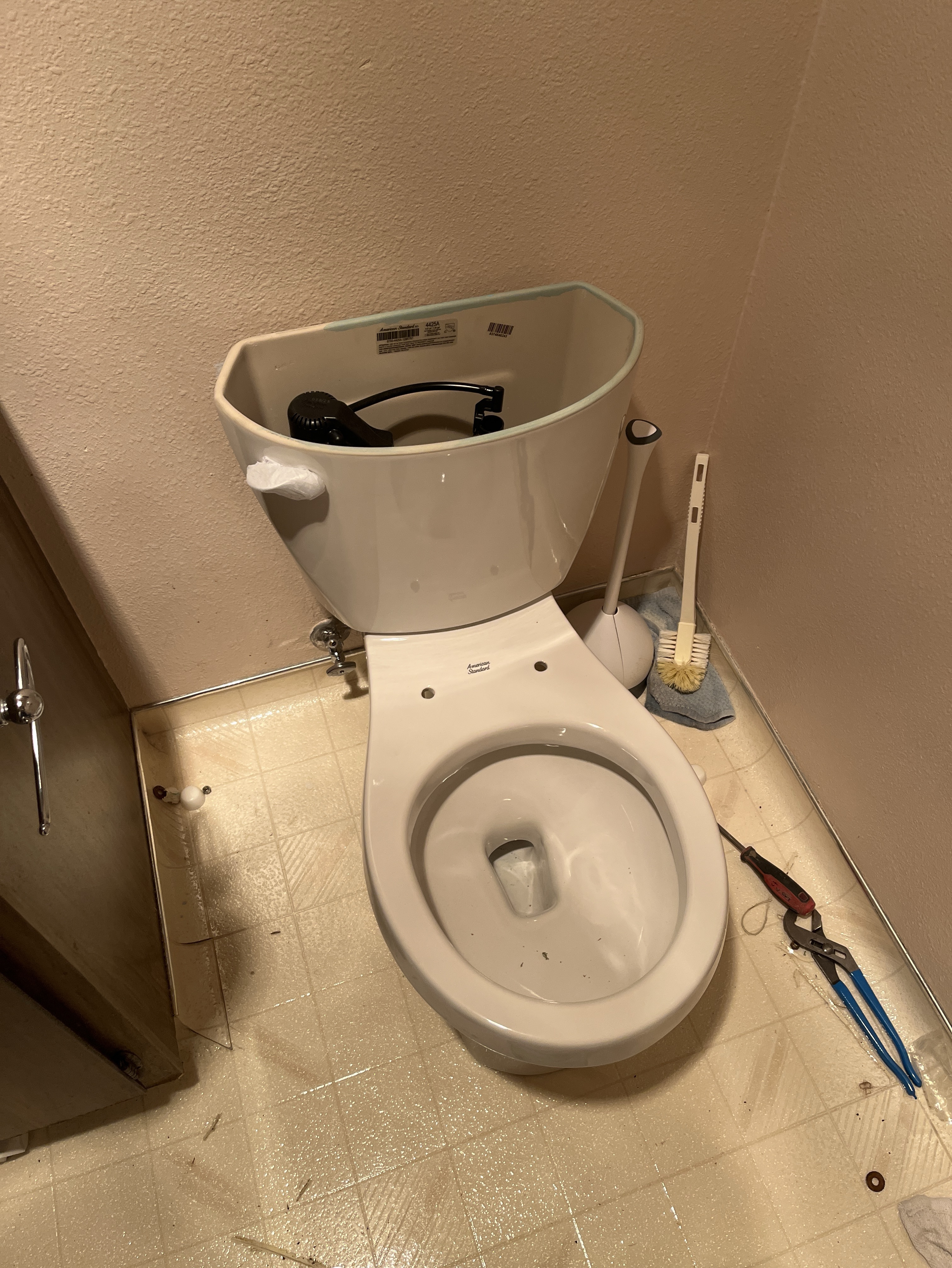 Commando Plumbing Image