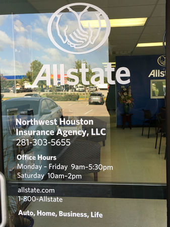 Images Melissa Tran: Allstate Insurance